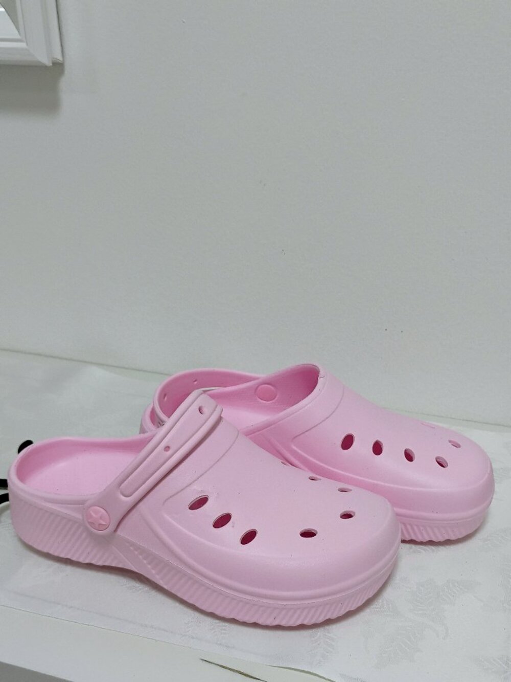 New Women's Foam Clogs Pink 7/8